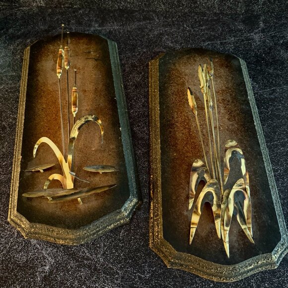 Vintage MCM Cattail on Wood Wall Plaque - Picture 6 of 6